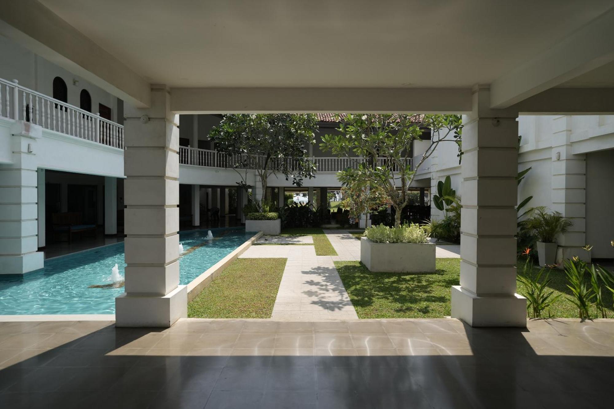 Hibiscus Beach Hotel & Villas Kalutara Exterior foto