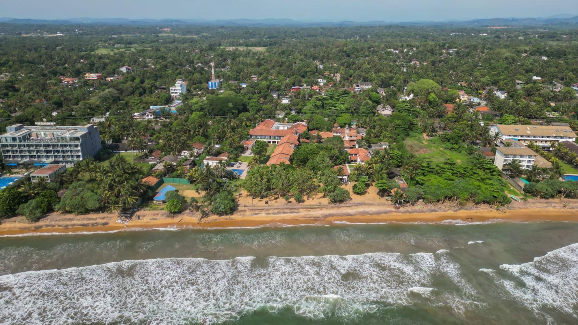 Hibiscus Beach Hotel & Villas Kalutara Exterior foto